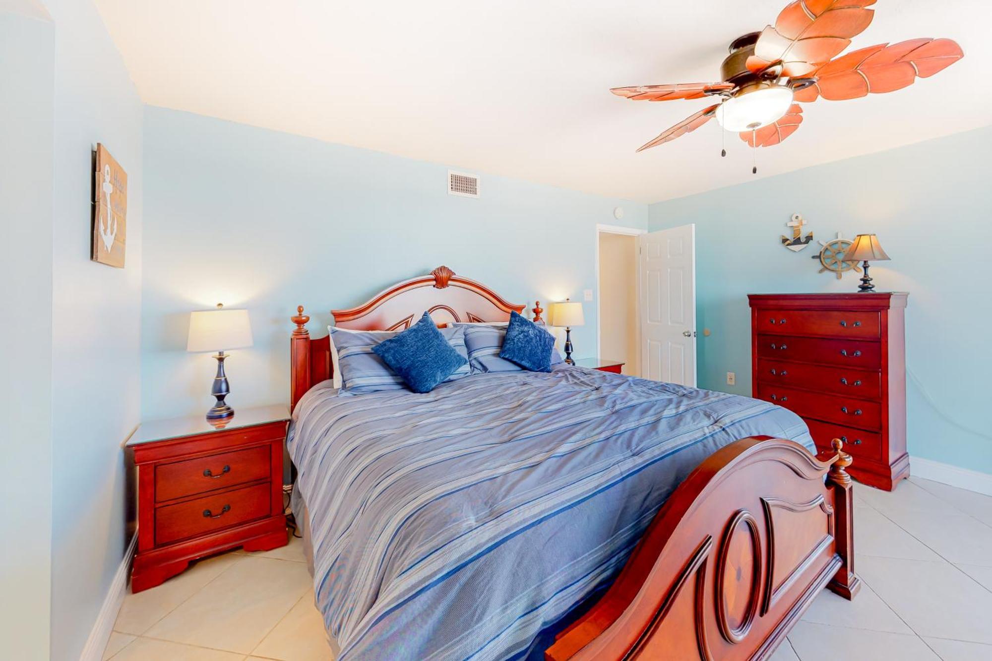 Phoenix Vacation Rentals 오렌지 비치 객실 사진